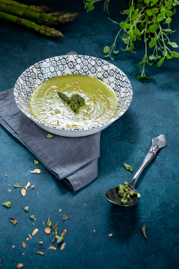 zupa z zielonych szparagów